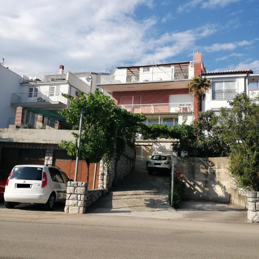 Marijan * Crikvenica